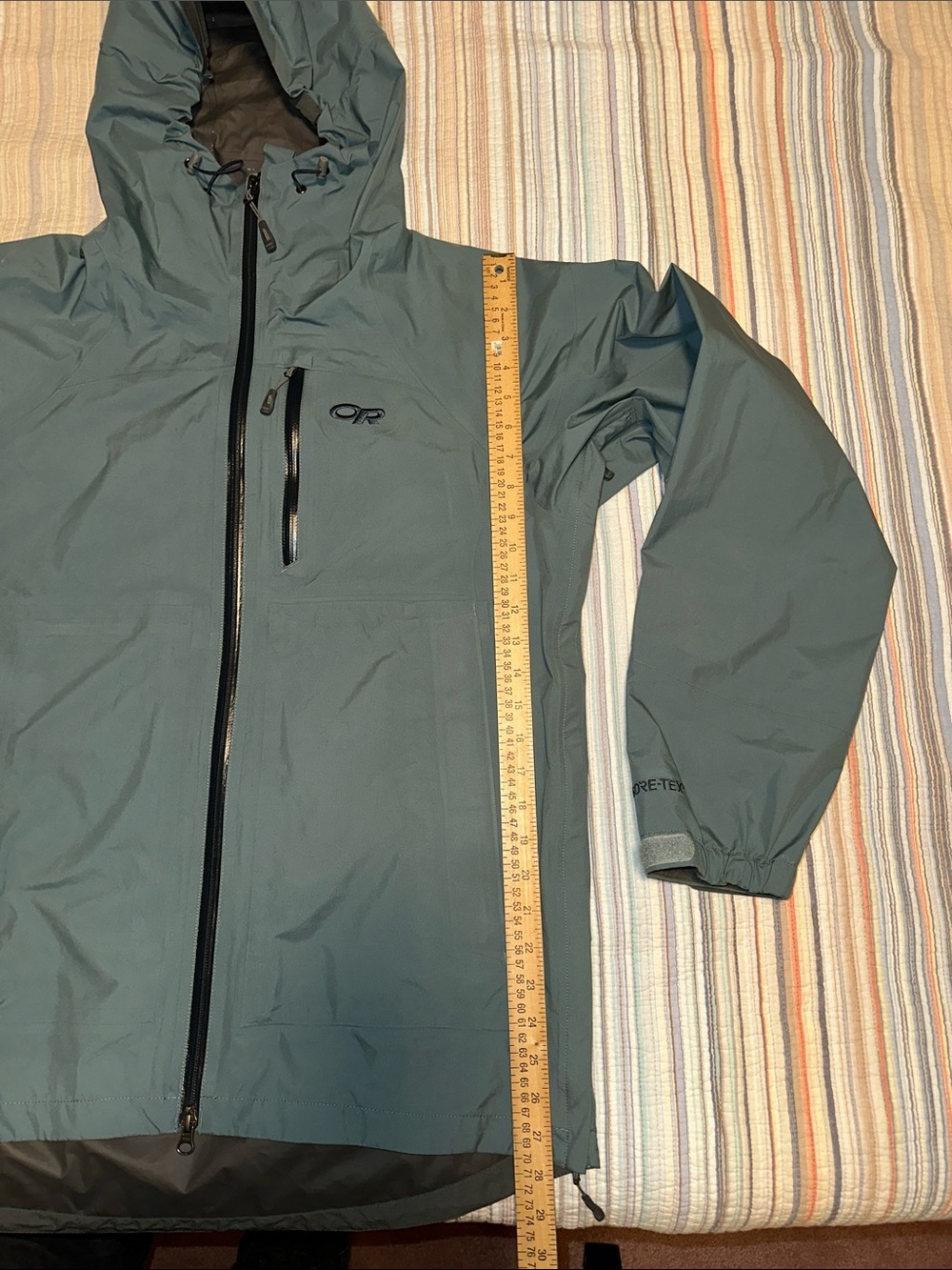 Outdoor Research Men's Gore-Tex Hooded Raincoat - Slate Green - Picture 3 of 13